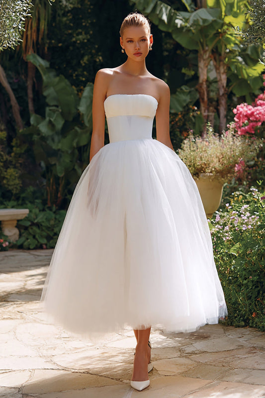 Robe de fiançailles longue bustier en tulle blanc simple