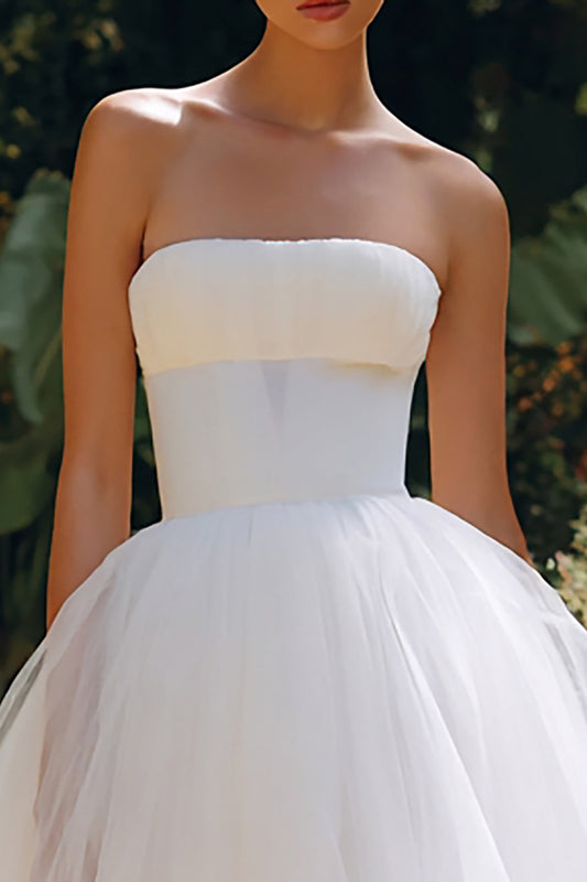 Robe de fiançailles longue bustier en tulle blanc simple