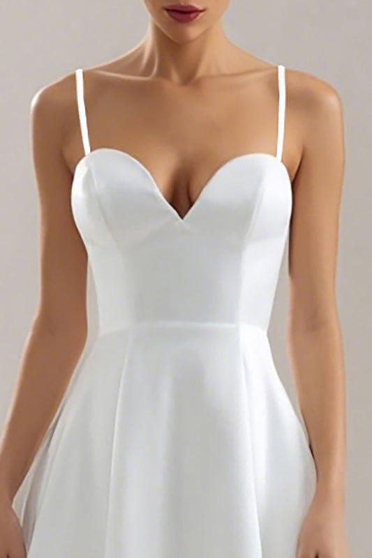 Robe midi blanche à fines bretelles, coupe trapèze, pour dîner de répétition
