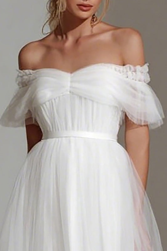 Robe de mariée mi-longue évasée blanche à épaules dénudées pour mariage civil