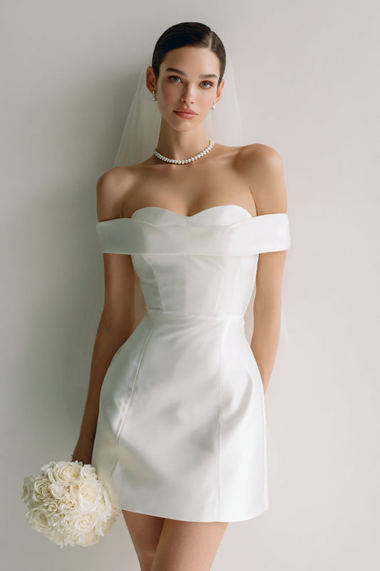 Robe de mariée courte blanche épaules dénudées pour mariage civil