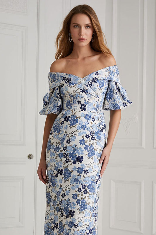 Robe longue fourreau bleu à épaules dénudées et manches courtes pour mère de la mariée
