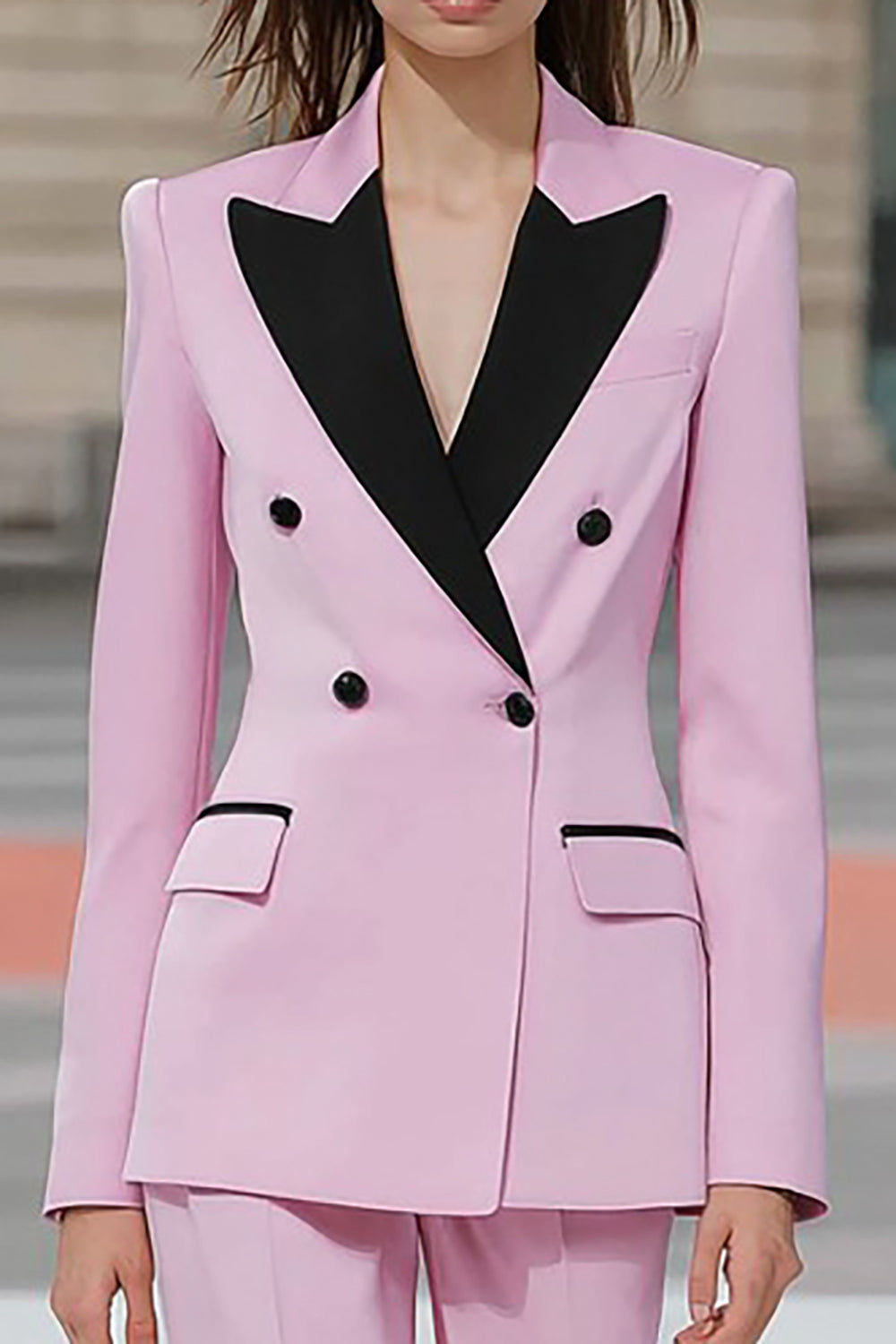 Costume deux-pièces rose pour femme, à revers en pointe et croisé
