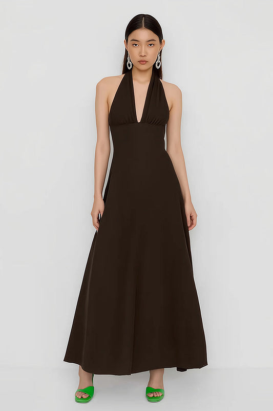 Robe longue de soirée en satin licou évasée dos nu couleur café