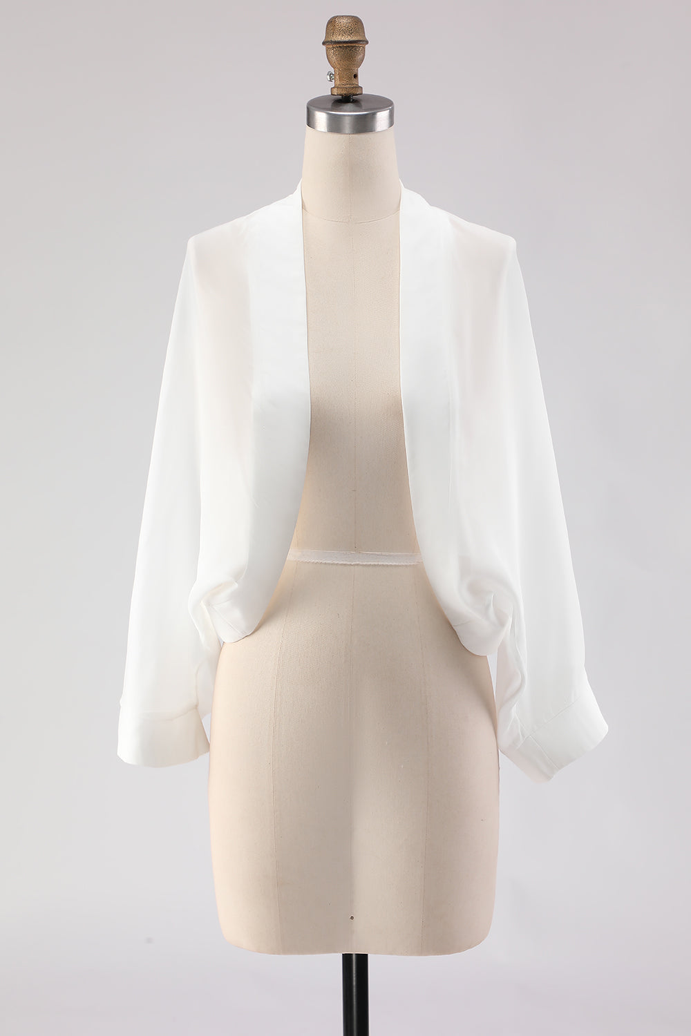Étole courte en mousseline ouverte sur le devant, de couleur blanche