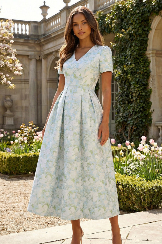Robe midi imprimée à manches courtes, coupe trapèze, fleurs bleues et blanches