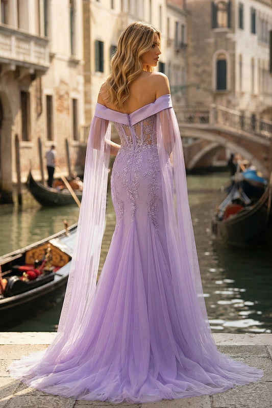 Robe de bal longue lilas coupe sirène épaules dénudées avec broderies et fente