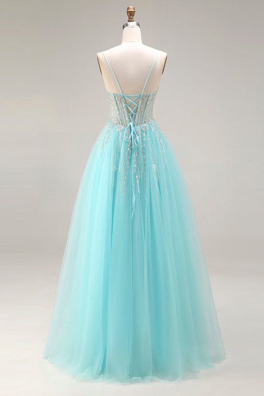 Robe de bal longue en tulle transparent couleur menthe, coupe trapèze, avec corset à sequins, perles et laçage au dos