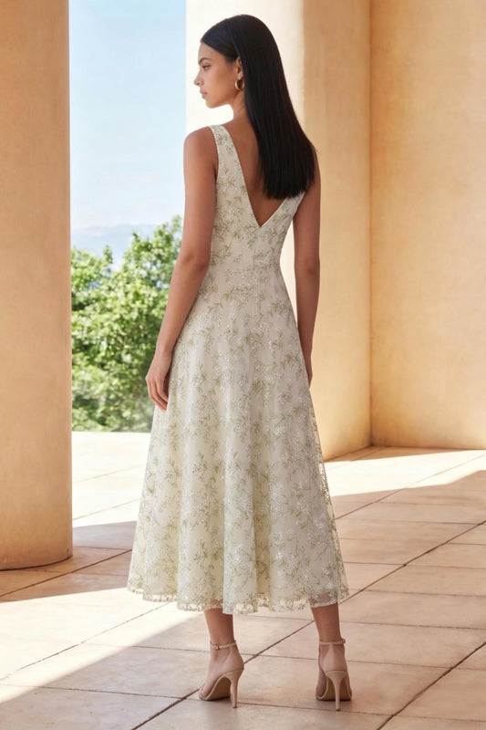 Robe midi ligne A en maille appliquée col en V vert clair