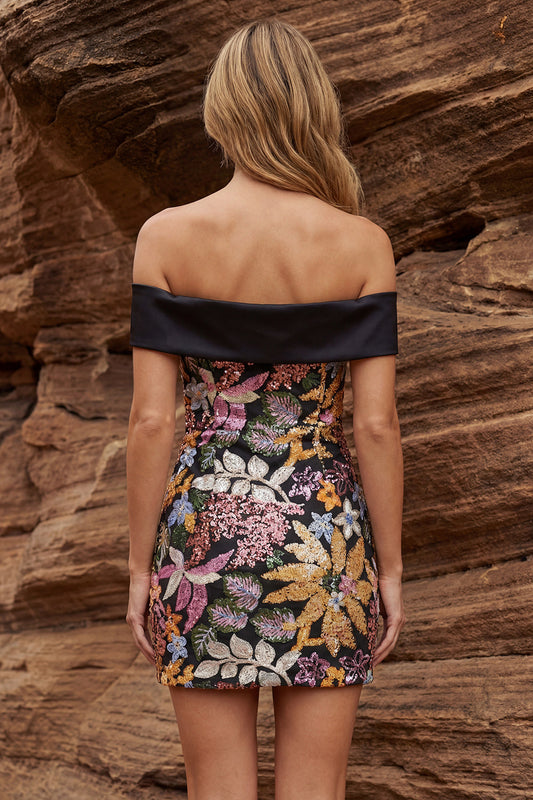 Sparkly Black Off-the-Shoulder Bodycon Cocktail Dress with Sequins