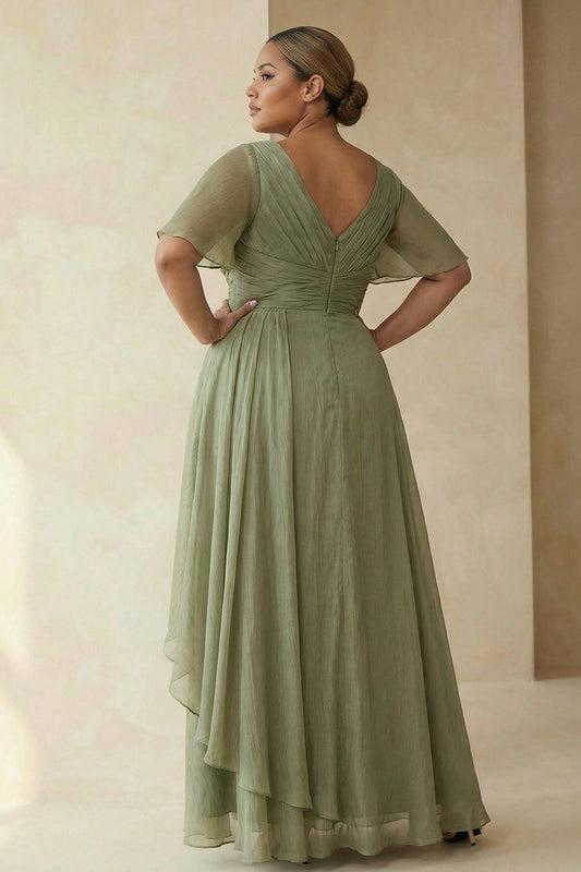 Robe de mariée trapèze plissée à manches courtes et volants pour grandes tailles de couleur sauge poudré