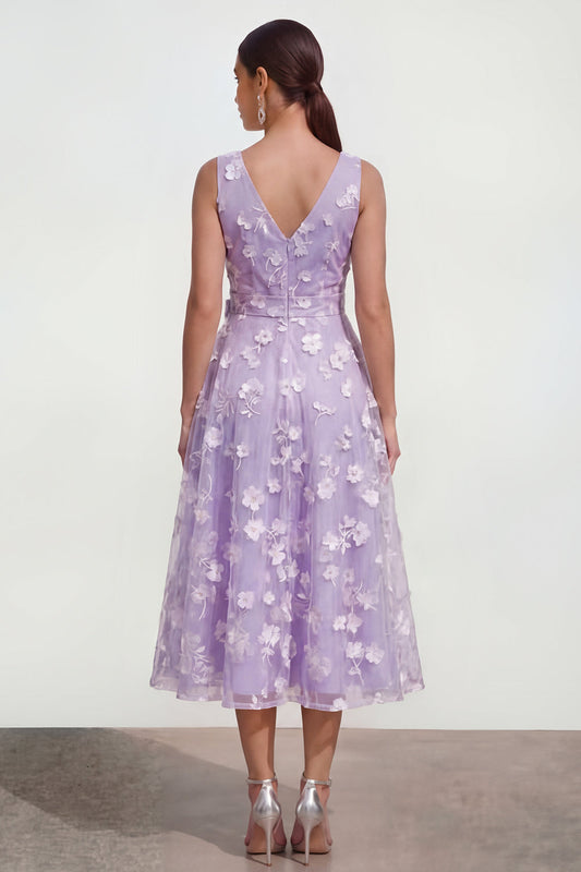 Robe midi trapèze lilas à col en V, imprimé floral et nœud papillon
