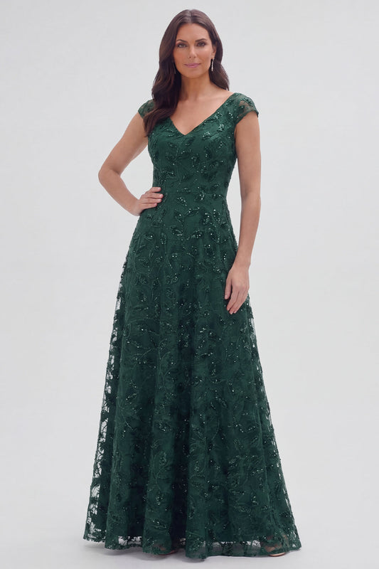 Robe longue de mère de la mariée vert foncé, à motif floral, col en V, ligne A et manches courtes.