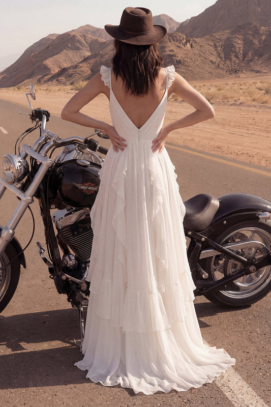 Vestido de novia de playa con cuello en V y volantes, corte A, color marfil