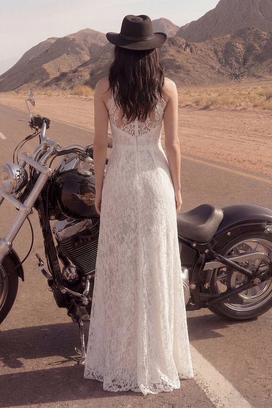 Robe de mariée longue bohème à col haut en dentelle ivoire, coupe trapèze, avec fente