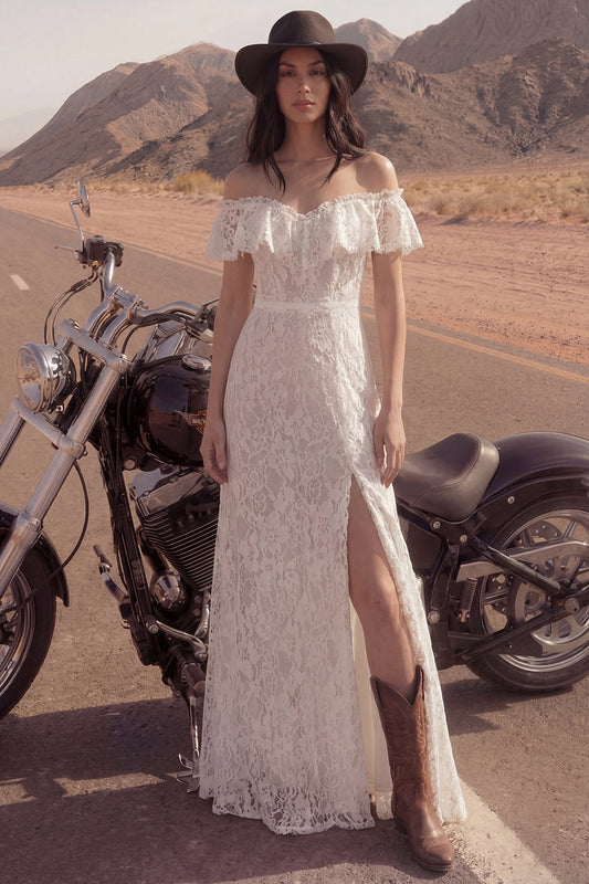Vestido de novia largo boho color marfil floral con abertura