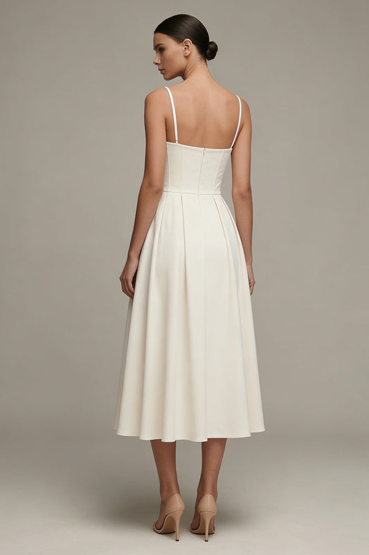 Robe de fiançailles midi trapèze blanche à fines bretelles