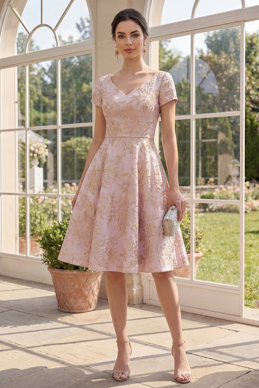 Robe midi en jacquard, ligne A, col en V, motif floral, manches courtes, couleur blush