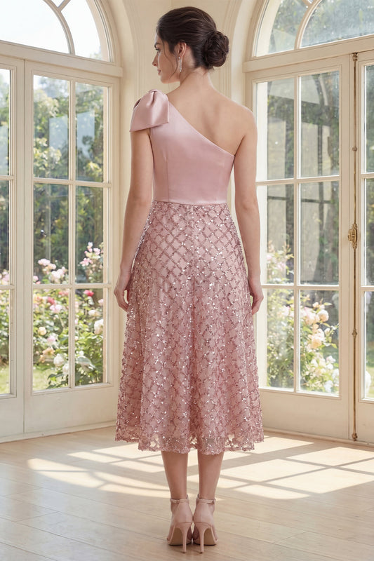 Robe midi à sequins blush asymétrique avec nœud