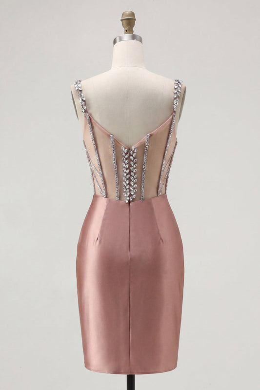 Robe mini de cocktail en satin blush près du corps avec corset transparent et strass