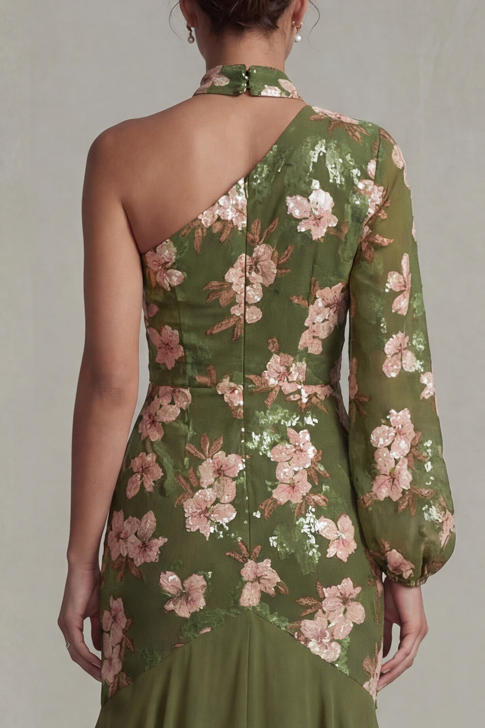 Robe de Mère de la Mariée Eucalyptus Licou Sirène Asymétrique avec Manches Longues