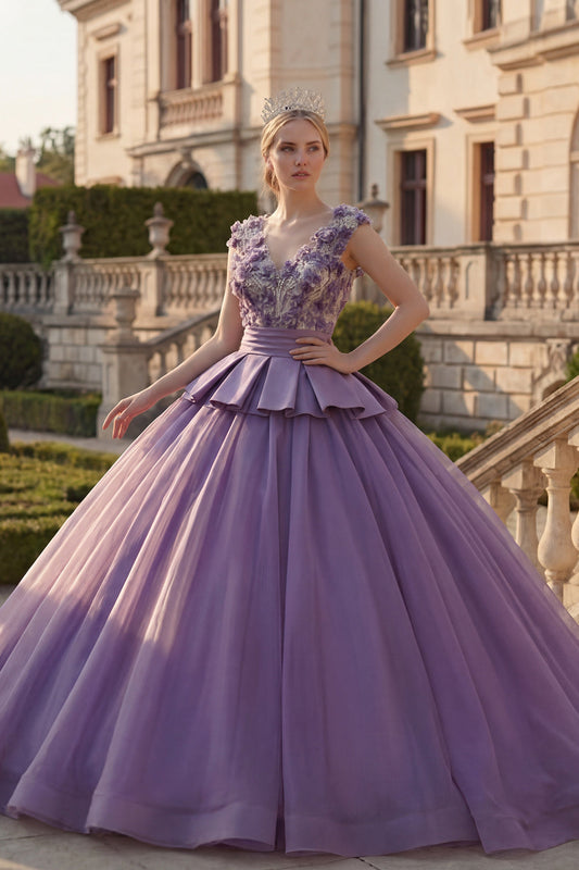Robe de bal de Quinceanera violette à col en V et appliqués fleuris