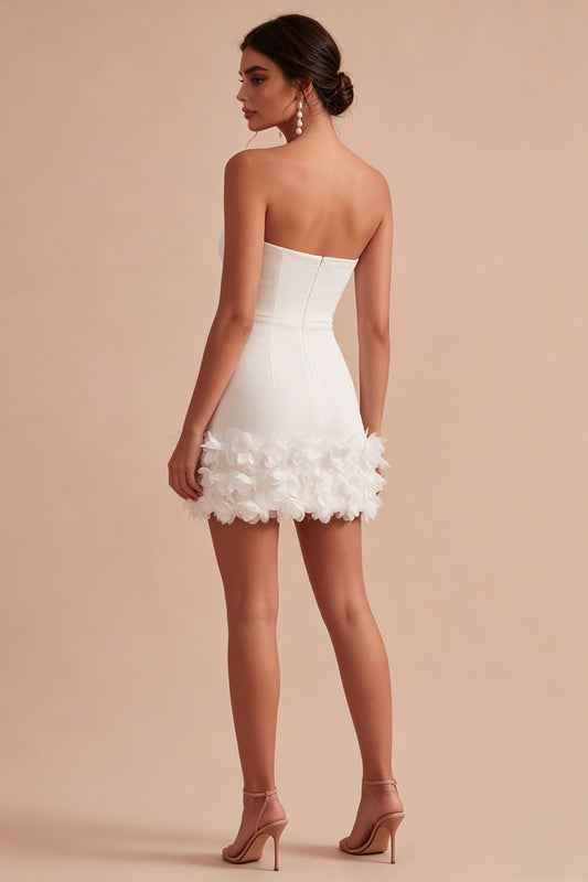 Robe bustier moulante blanche à mini fleurs 3D
