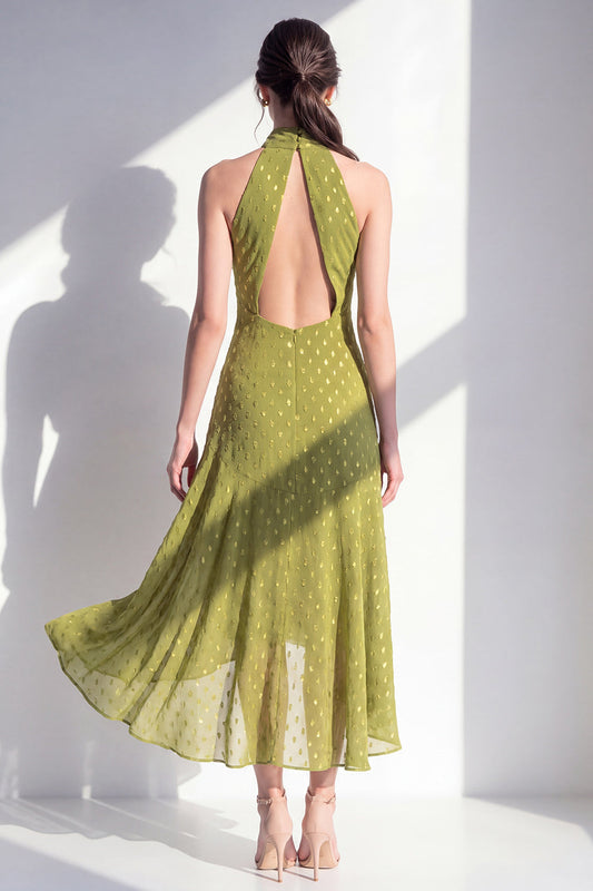 Robe midi en mousseline vert olive, col halter, coupe trapèze