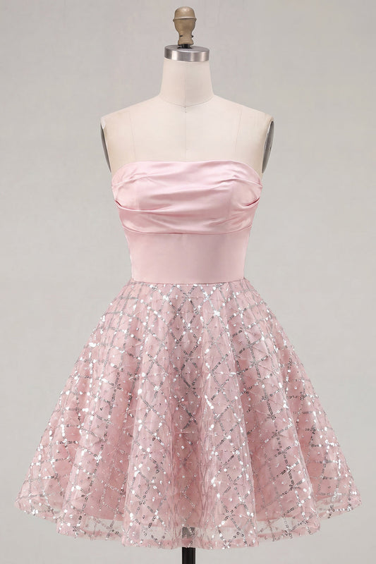Robe courte de bal mignonne en satin blush trapèze bustier à fronces et sequins