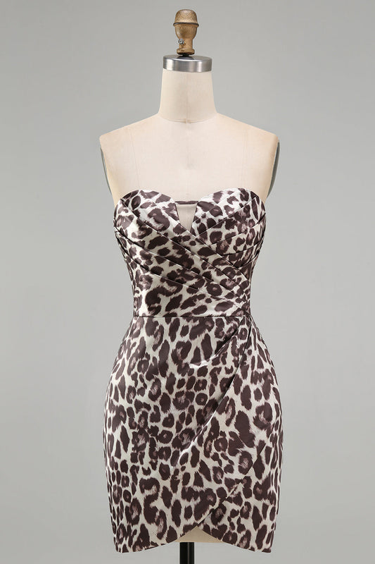Robe courte de cocktail léopard à ruchés, coupe moulante et bustier, coloris café
