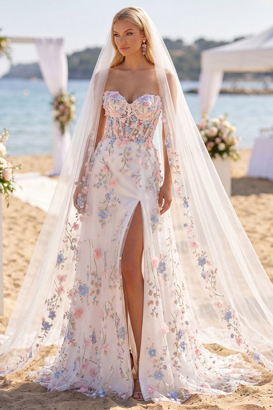 Robe de mariée bustier à traîne, en tulle évasé, ornée de fleurs roses et blanches, avec voiles