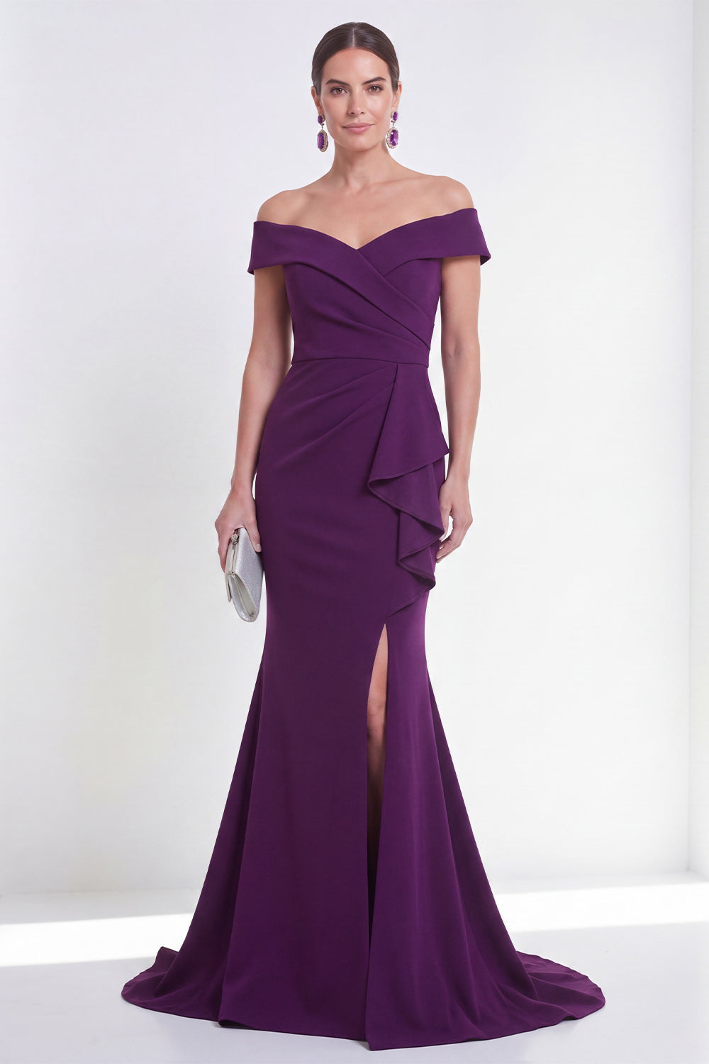 Robe de soirée sirène violette drapée à épaules dénudées avec fente