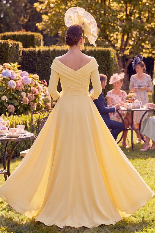 Robe fourreau longue moulante froncée florale jaune pour la mère de la mariée avec manches 3/4