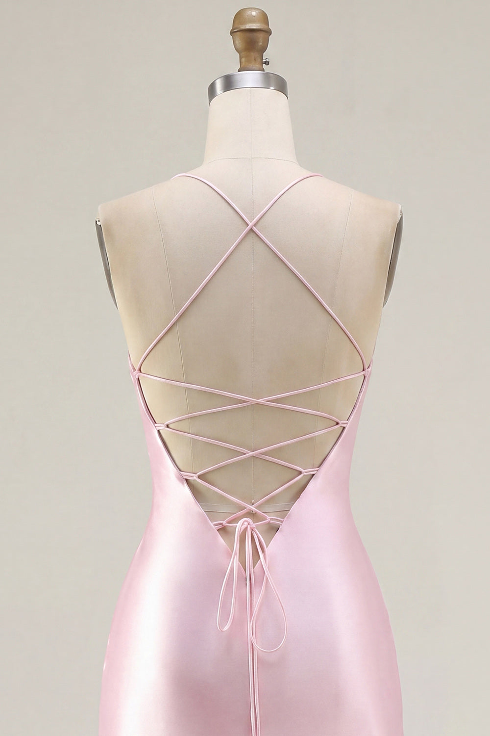 Robe de bal moulante rose transparente avec corset, fronces et perles, fendue