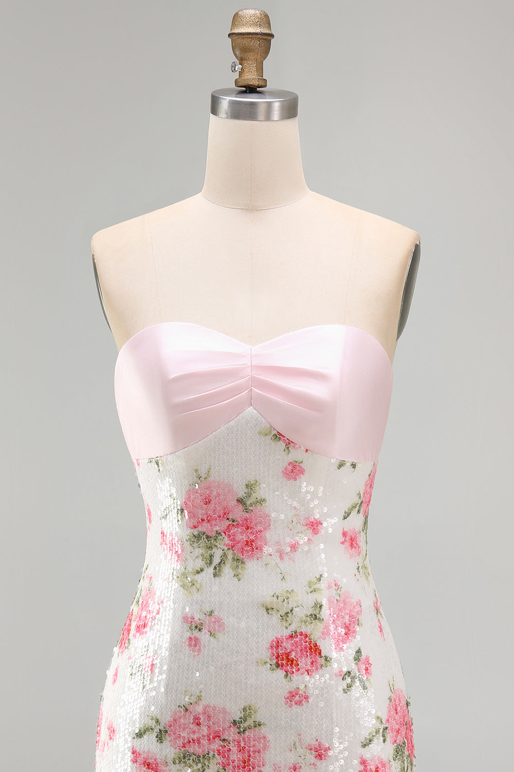 Light Pink Bodycon Strapless Mini Homecoming Dress with Sequins
