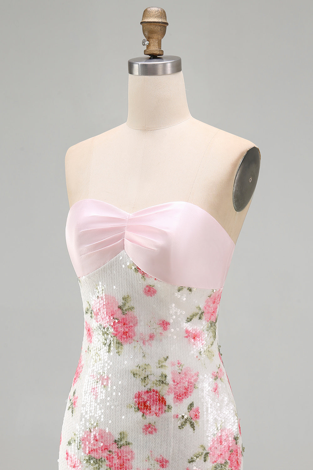 Light Pink Bodycon Strapless Mini Homecoming Dress with Sequins