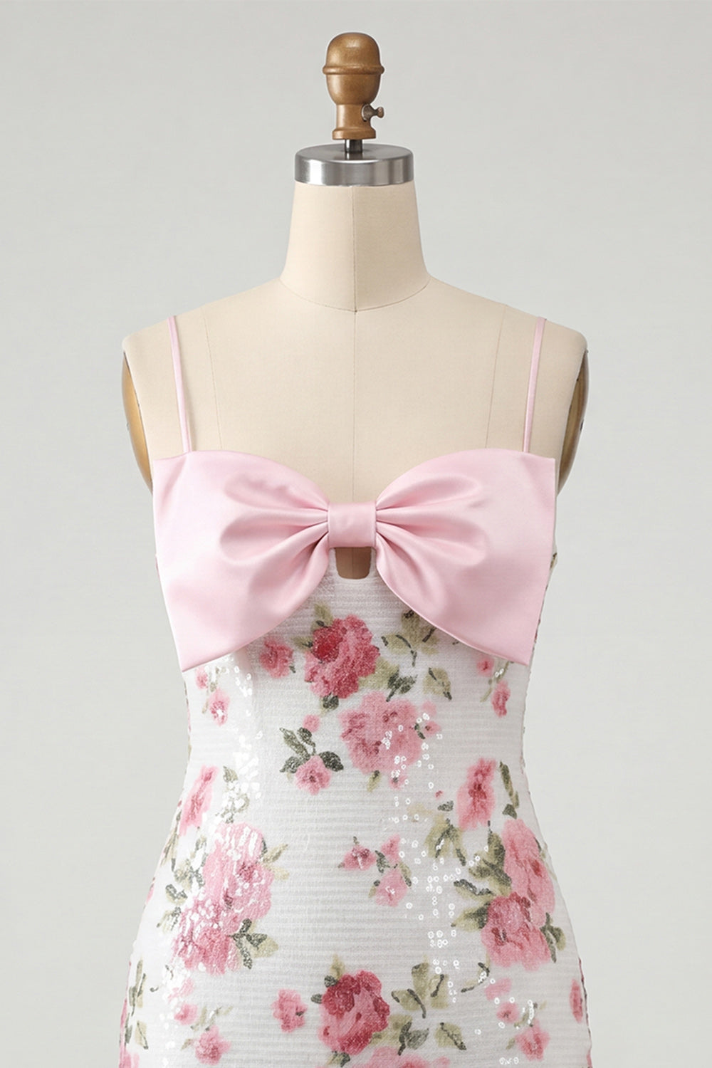 Robe de bal moulante rose pâle à sequins floraux avec nœud
