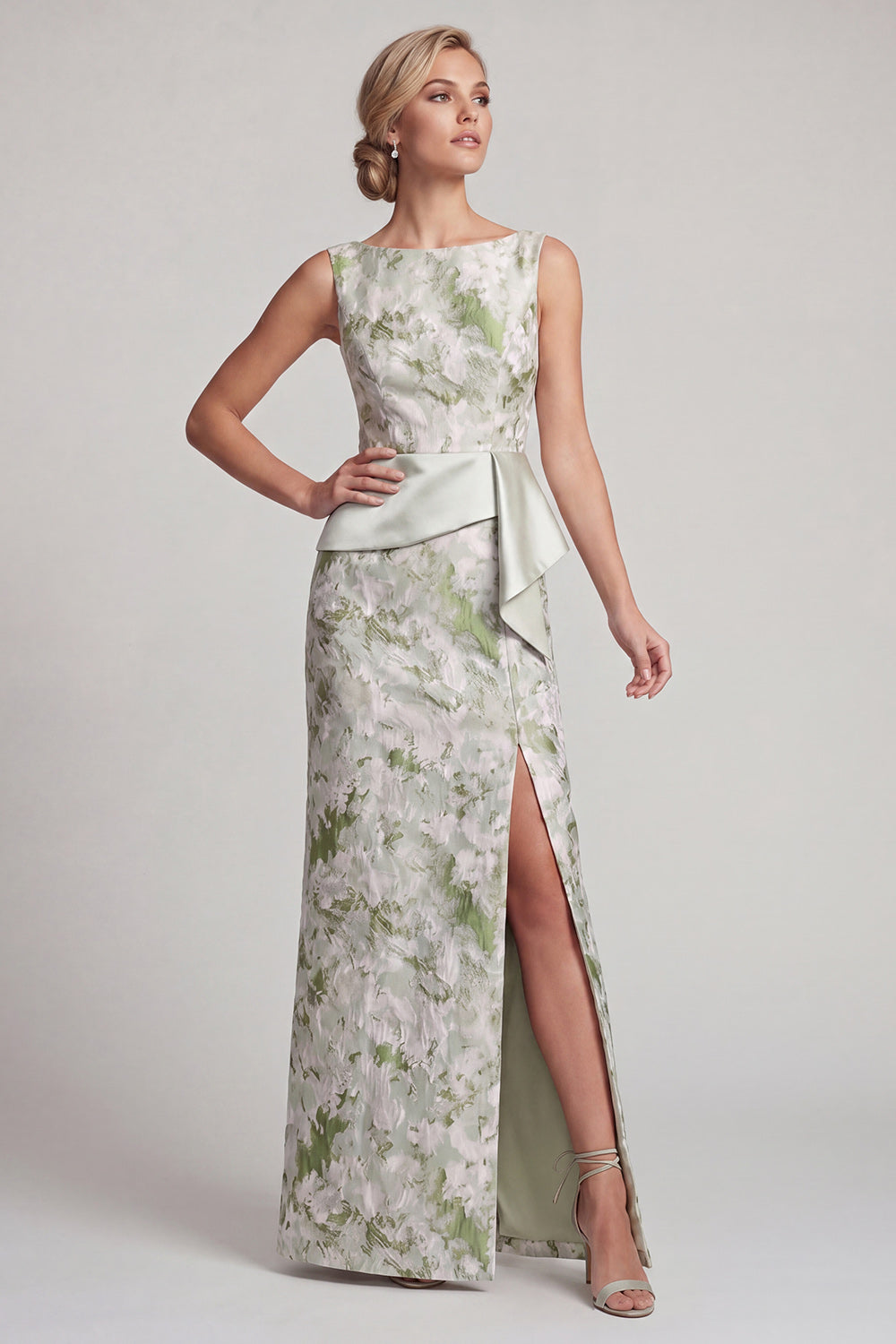 Fourreau Vert clair floral Longue Robe de Mère de la mariée avec ceinture