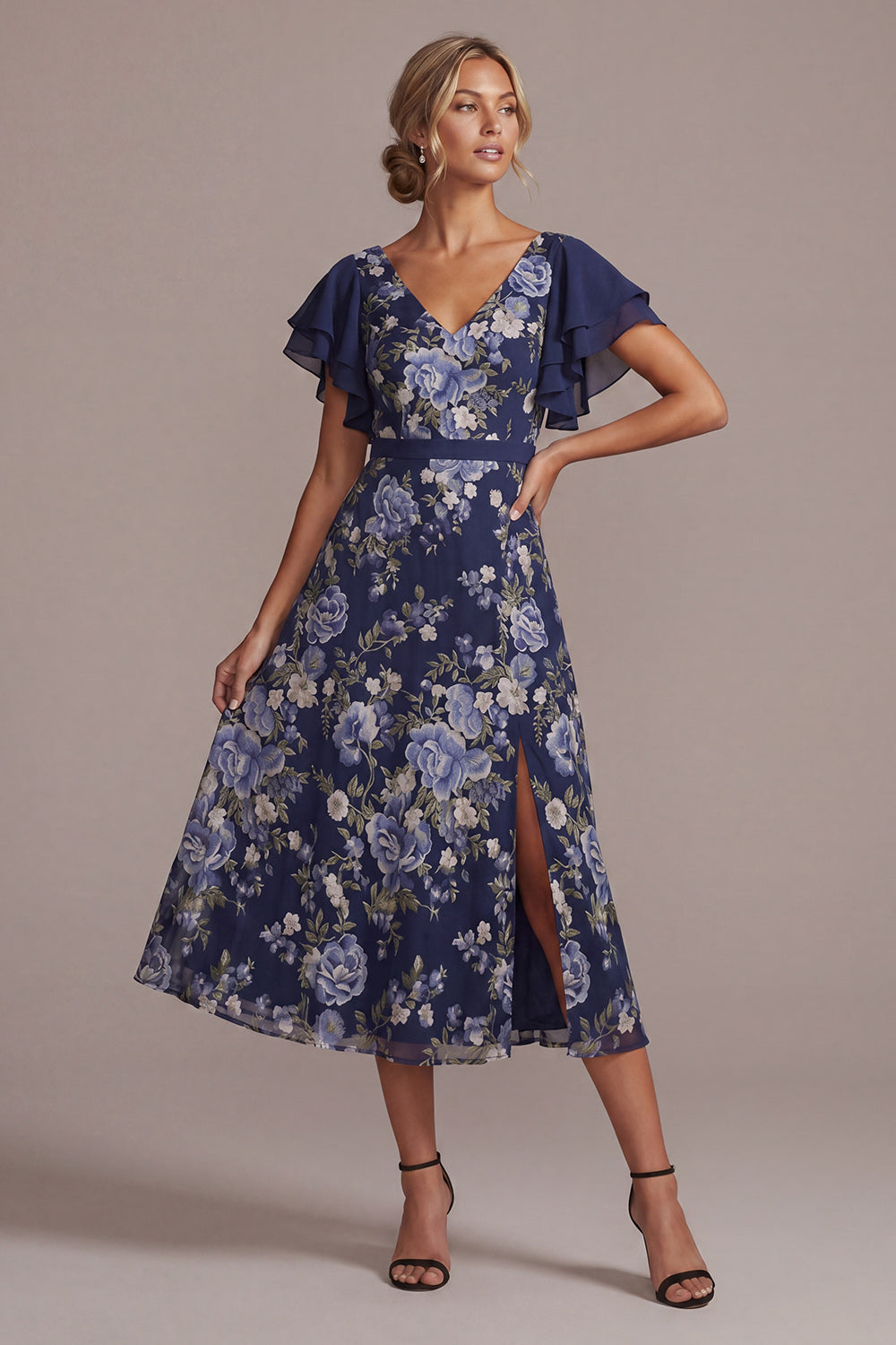Robe mi-longue évasée à col en V fleuri bleu marine avec fente pour mère de la mariée