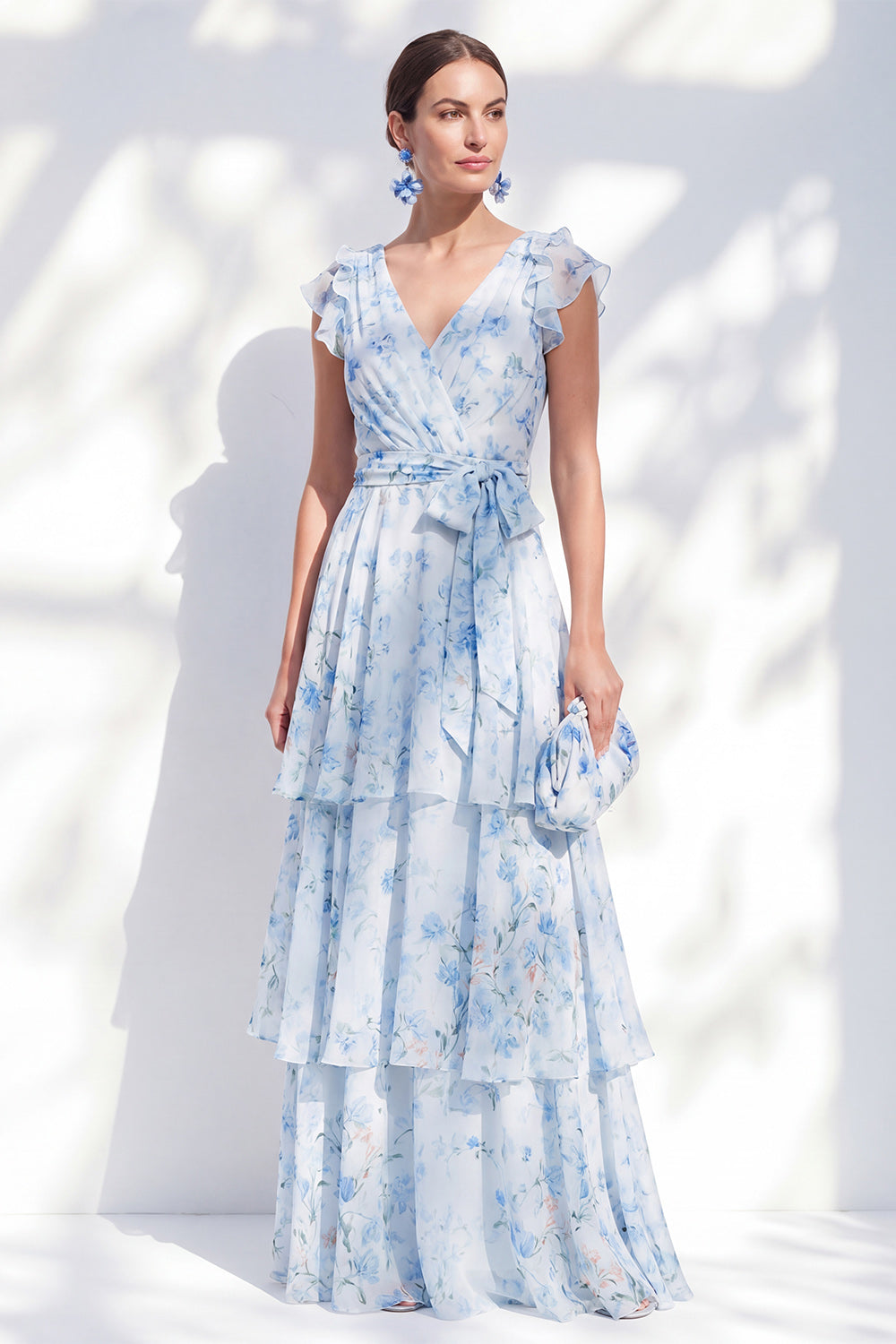 Robe longue de mère de la mariée en mousseline de soie, coupe trapèze, bleu floral, col en V, à plusieurs niveaux, à volants, avec ceinture