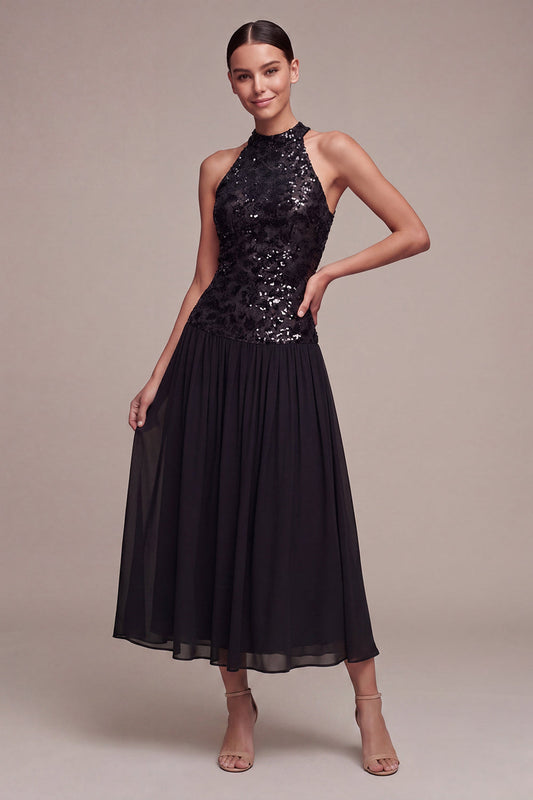Vestido largo de fiesta línea A de cuello alto brillante con lentejuelas