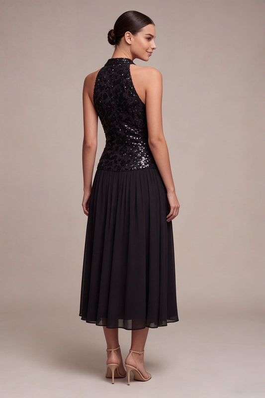 Vestido largo de fiesta línea A de cuello alto brillante con lentejuelas