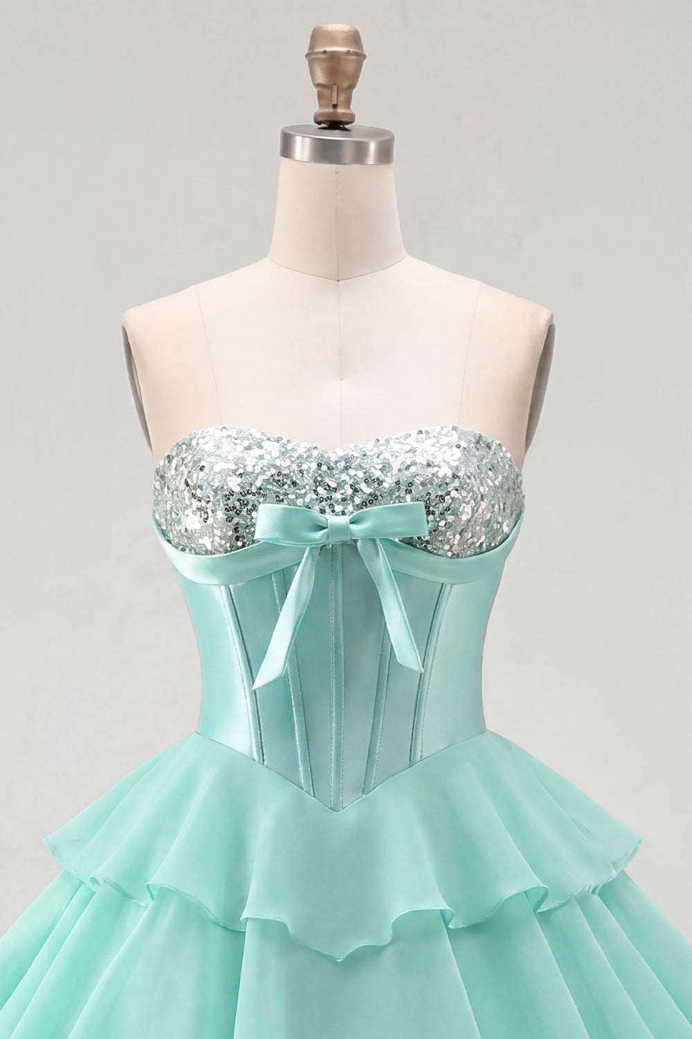 Robe de bal bustier cœur évasée en mousseline de soie à volants couleur menthe