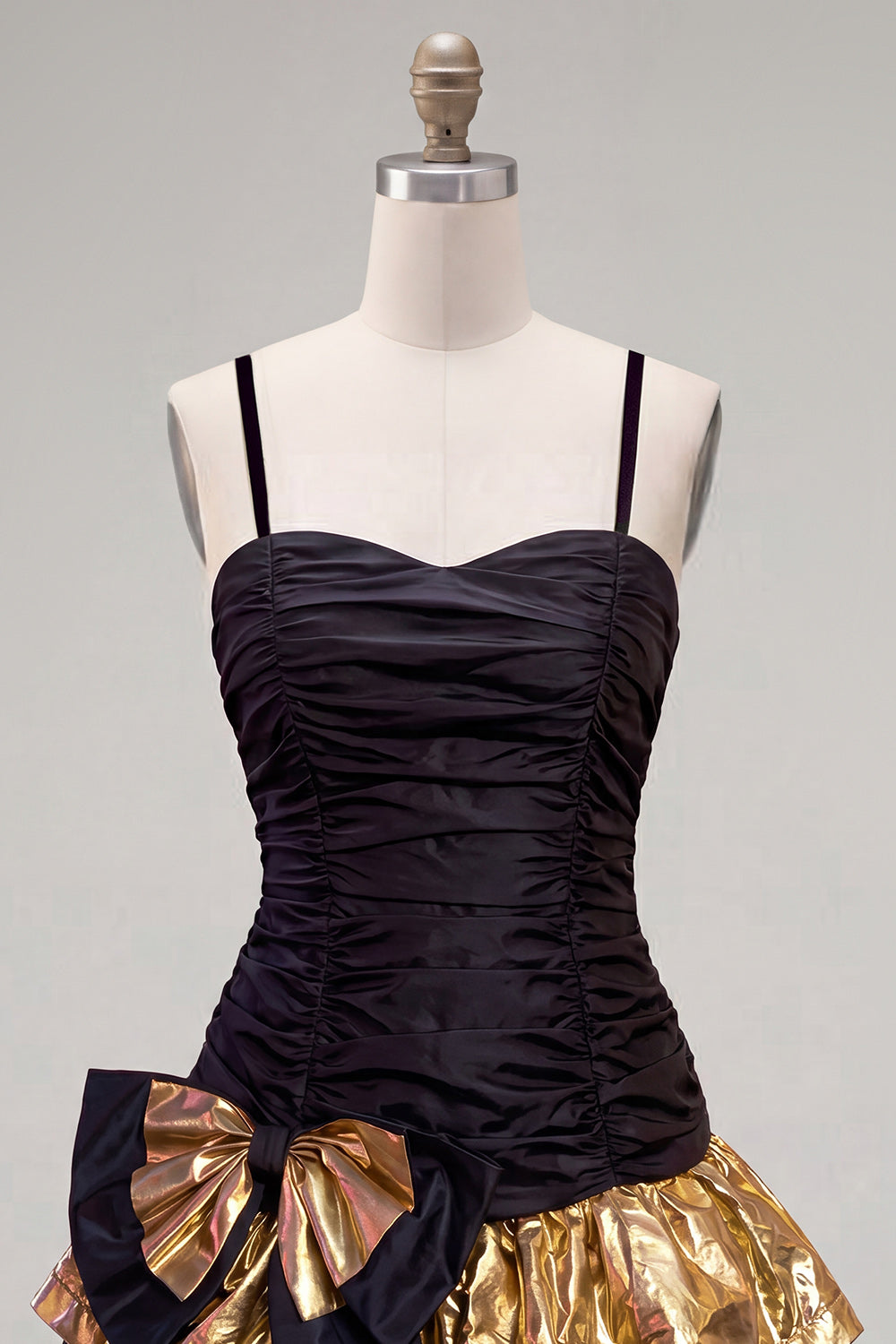 Black Golden A-Line Tiered Spaghetti Straps Homecoming Dress with Bow
