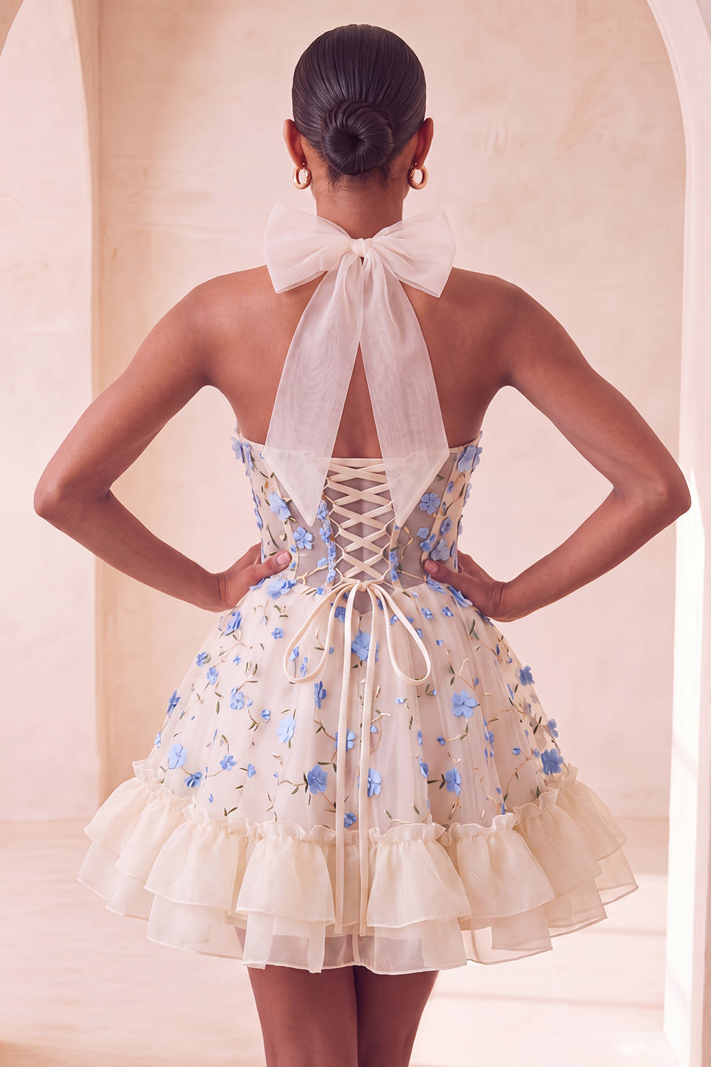 Robe de cocktail corset transparente à volants et laçage au dos, coupe trapèze, jaune clair et motif floral