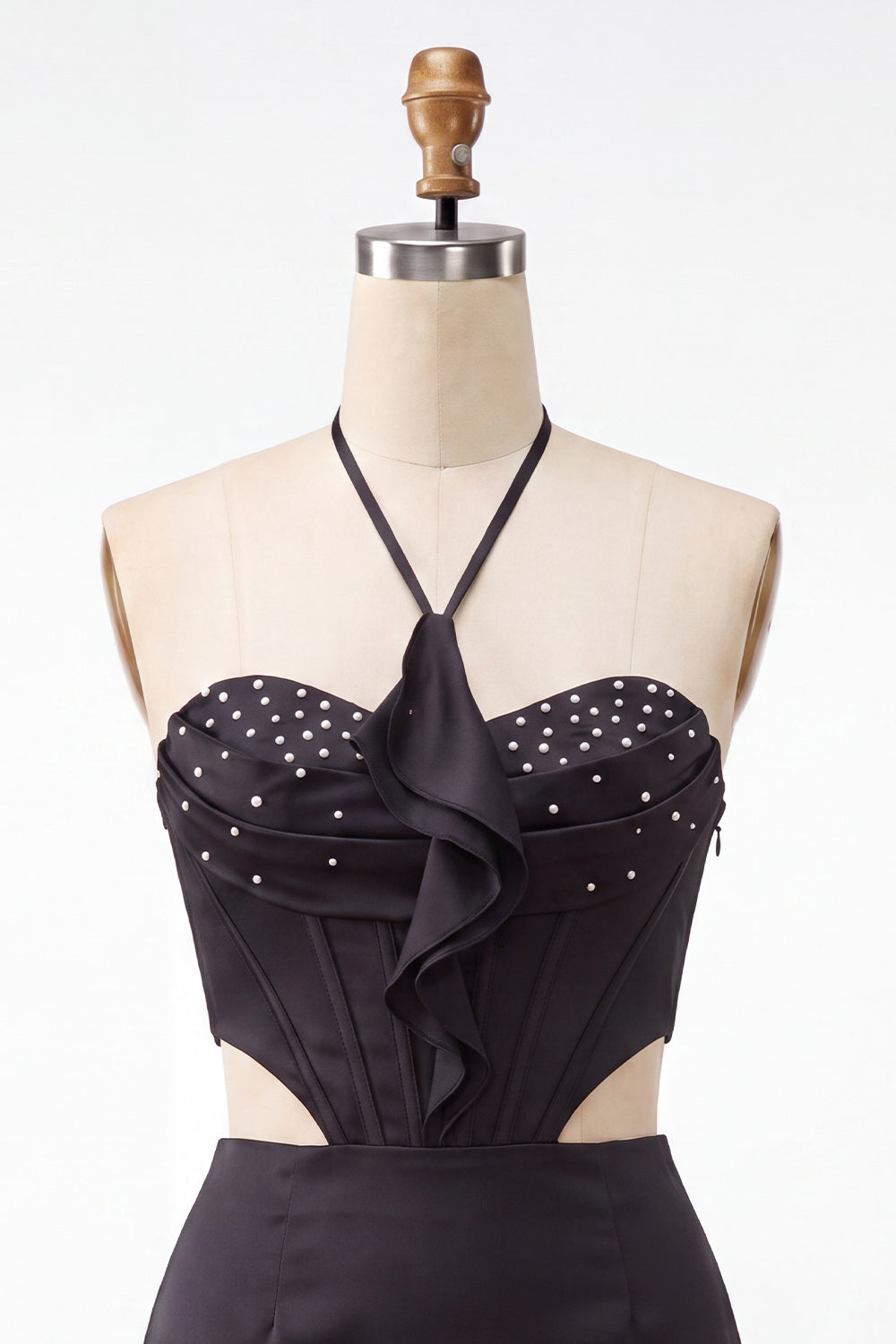 Mini robe de soirée noire moulante sans manches avec découpes et volants