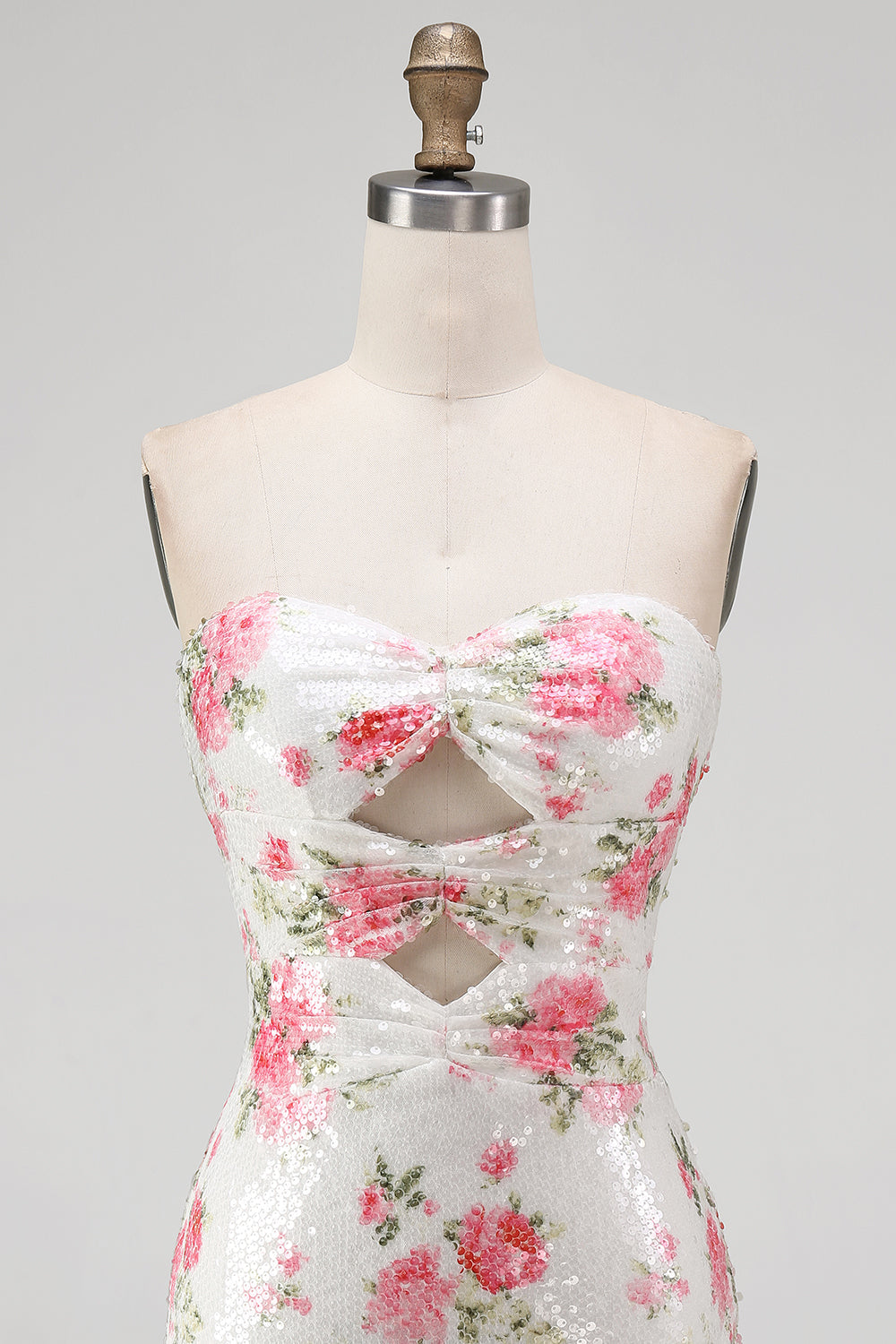 Robe de cocktail moulante blanche à trou de serrure avec sequins floraux et laçage au dos