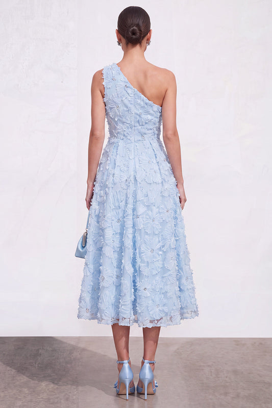 Robe midi bleu ciel asymétrique à volants floraux et perles