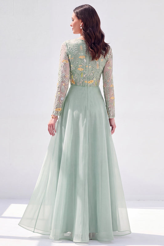 Robe de mère de la mariée trapèze en mousseline vert, col bateau, florale à manches longues