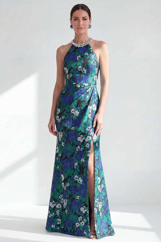 Robe longue sirène froncée perlée fleurie verte à col montant fendue pour mère de la mariée